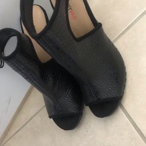 Just Fab Black leather heels